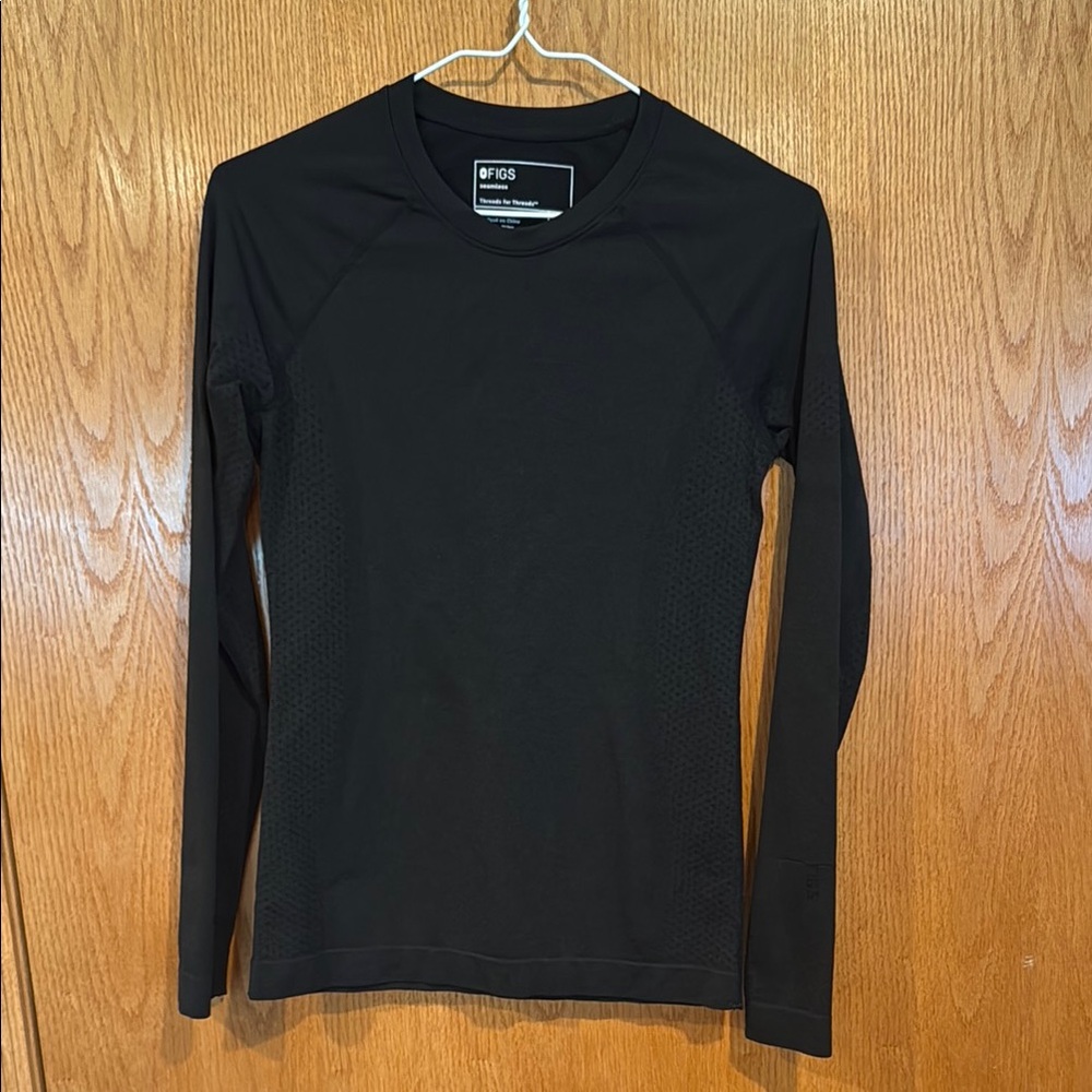 Figs Black Long Sleeve Tee